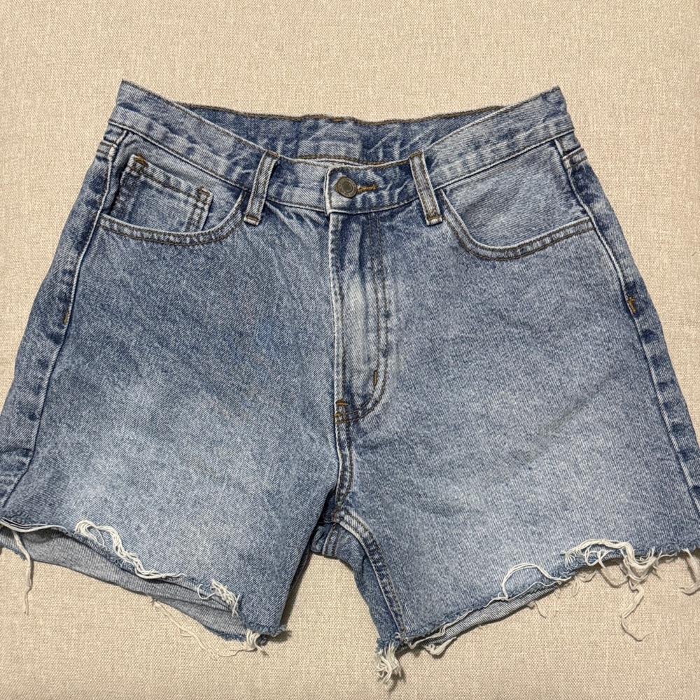 J Galt Denim Shorts-Sz M-100% Cotton Raw Hem-Light Wash-EUC